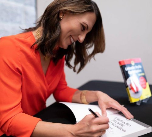 Founder and President, Donna Serdula, author of LinkedIn Profile Optimization FOR DUMMIES